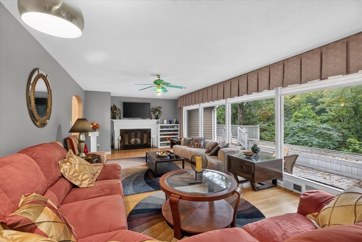 25 Ridgeway Circle, Springfield, MA, 25 Ridgeway Circle, Springfield, MA Photo #10