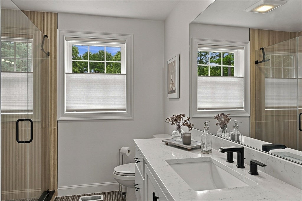 12 Gove Rd, Billerica, MA Photo #35