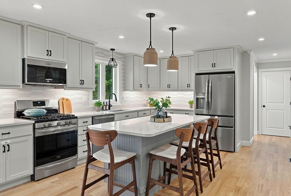 12 Gove Rd, Billerica, MA Photo #19