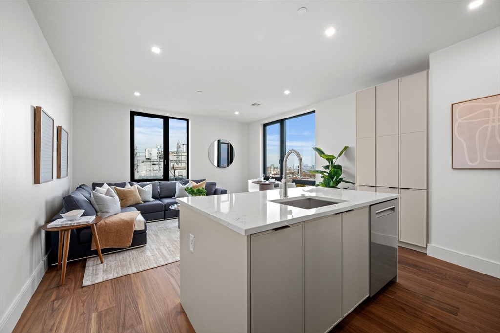 1515 Commonwealth Ave 508