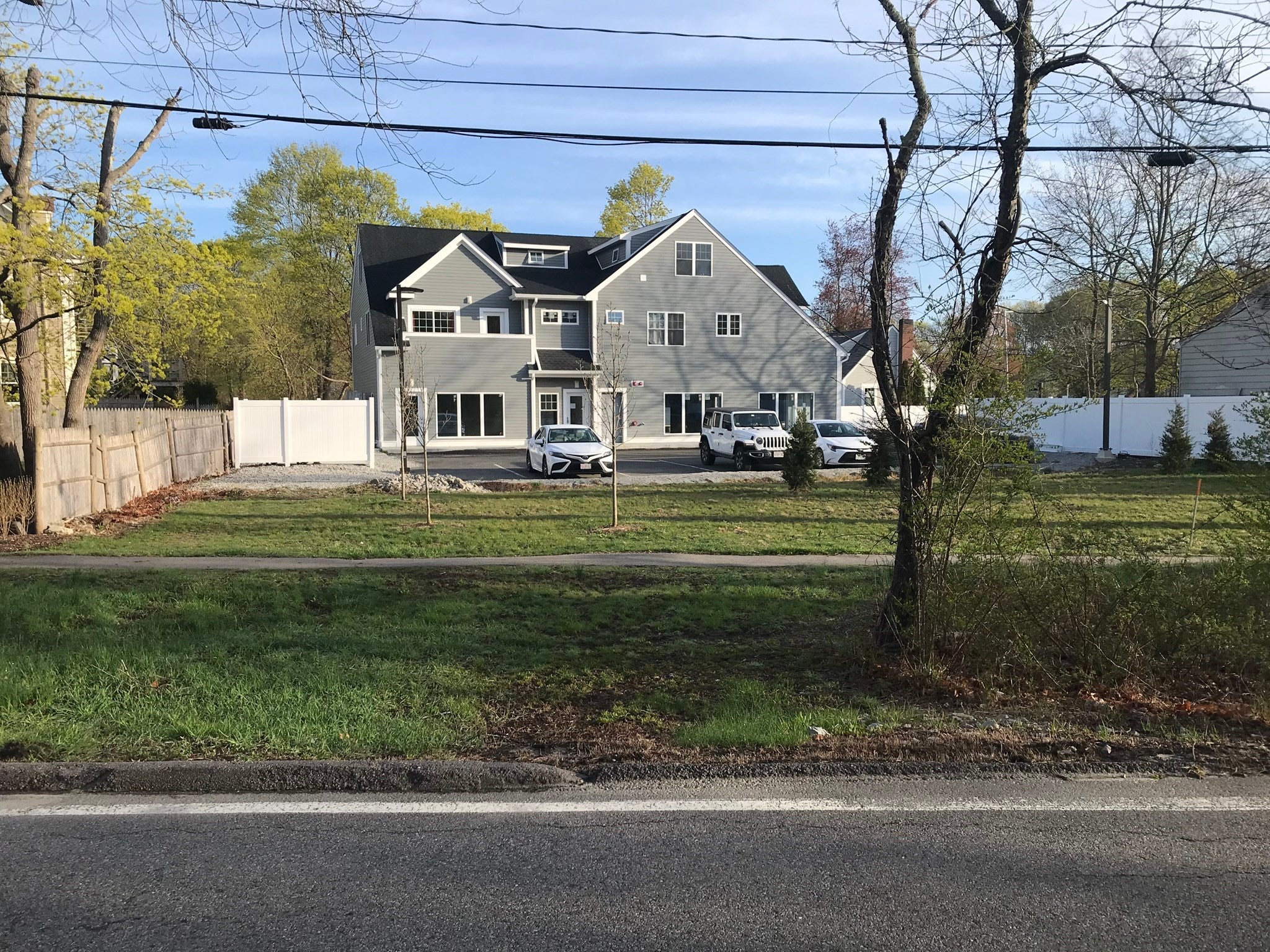 147 S Main St