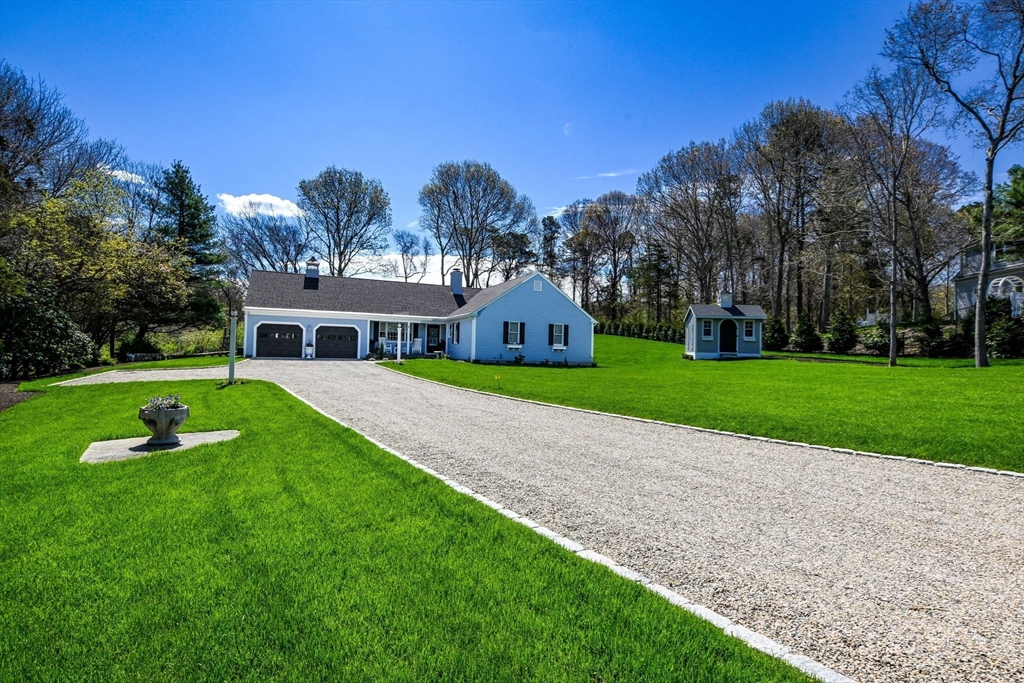 9 Coach Ln, Sandwich, MA Photo #3