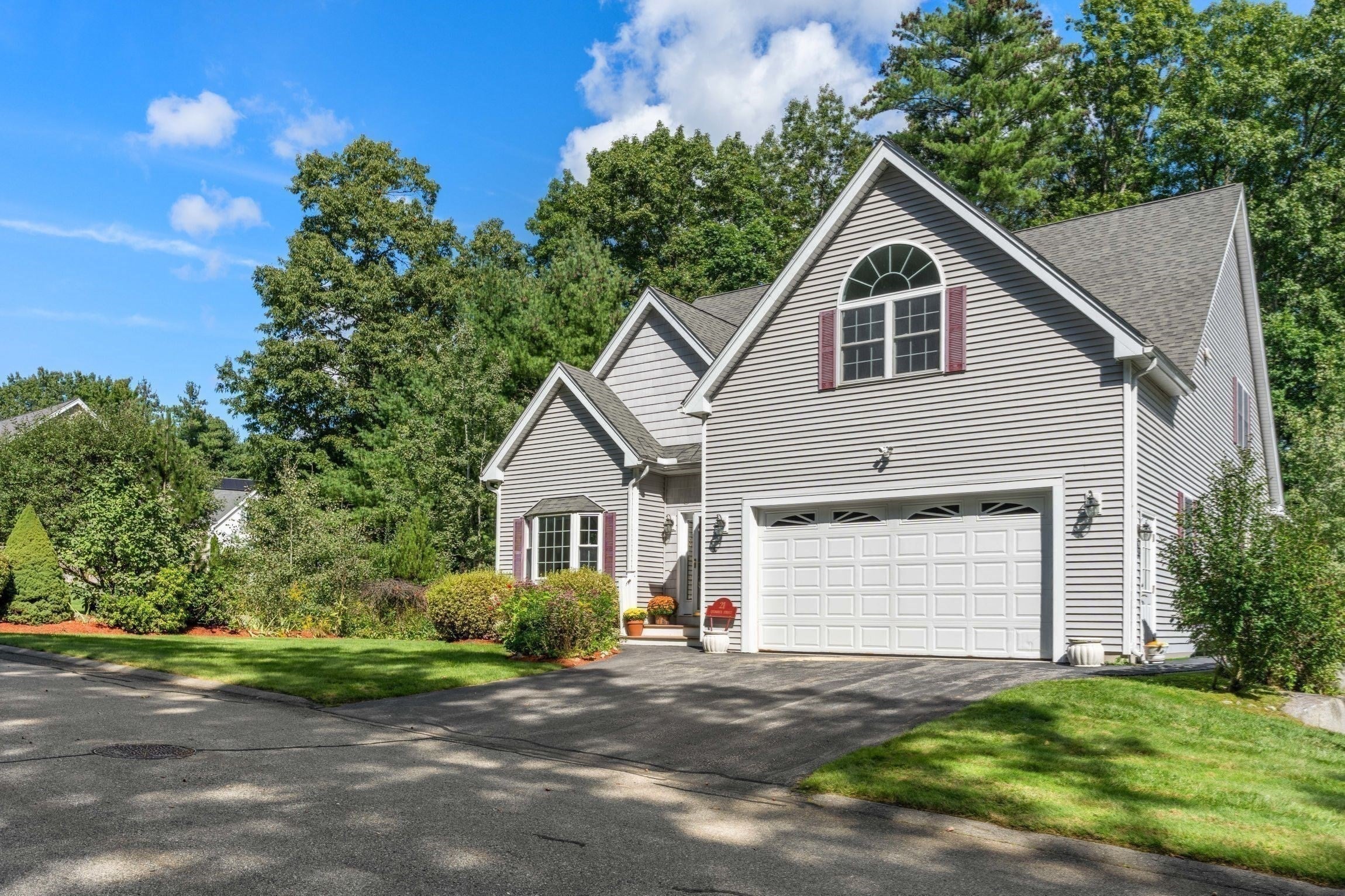 21 Steinbeck St, Tyngsborough, MA, 21 Steinbeck St, Tyngsborough, MA Photo #5