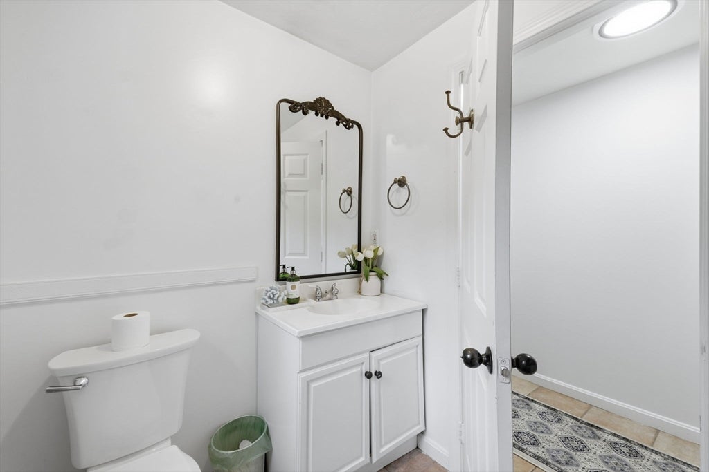 359 Se Main St, Douglas, MA, 359 Se Main St, Douglas, MA Photo #26