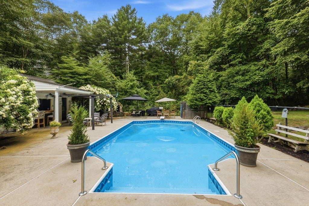 359 Se Main St, Douglas, MA, 359 Se Main St, Douglas, MA Photo #34