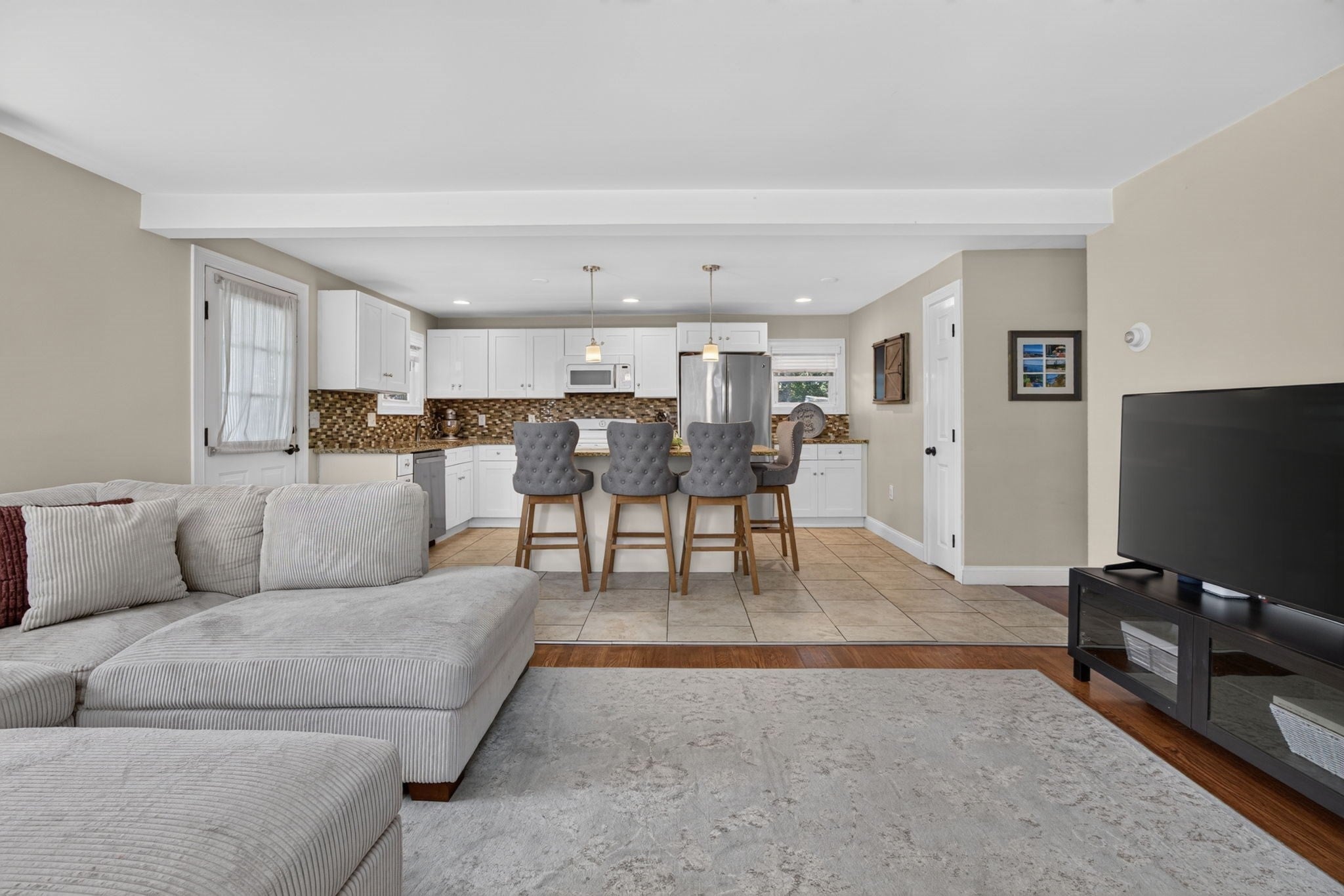 473 Foster Rd, Tewksbury, MA Photo #11