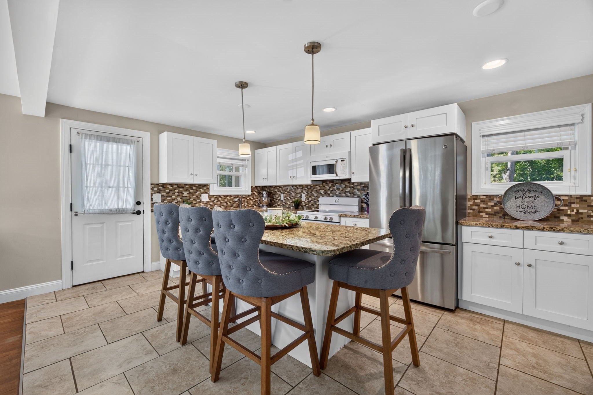 473 Foster Rd, Tewksbury, MA Photo #5