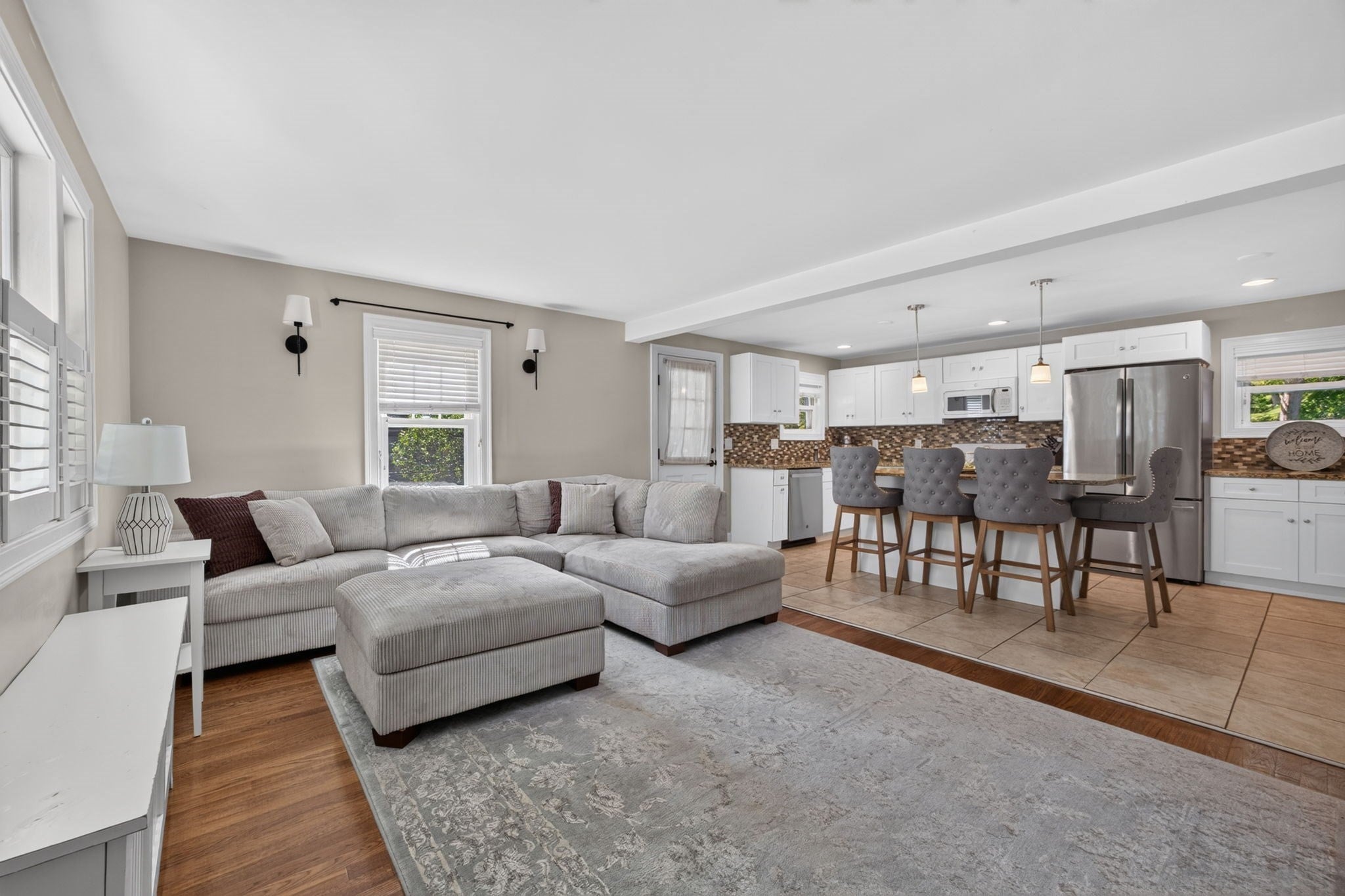 473 Foster Rd, Tewksbury, MA Photo #3