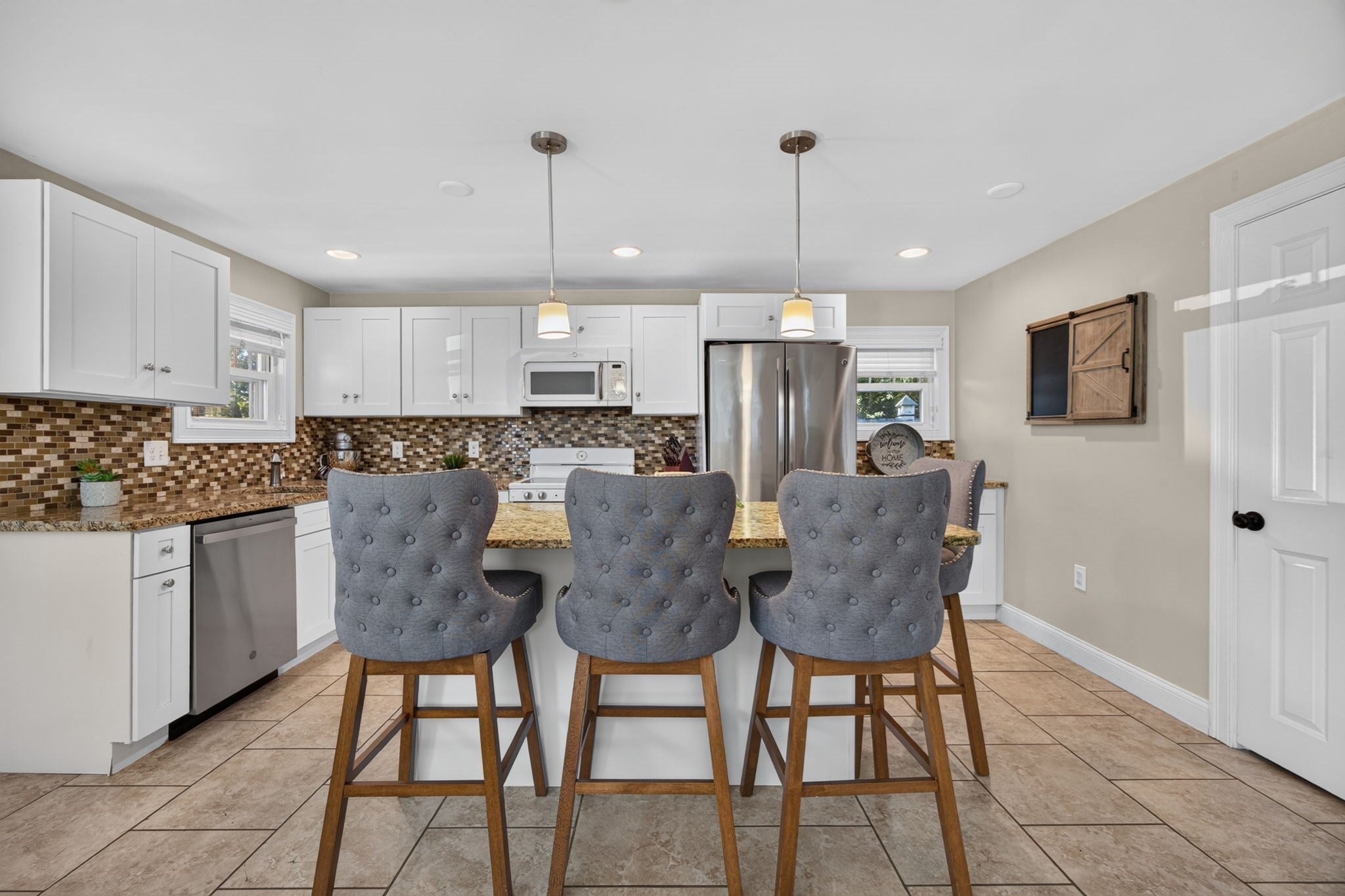 473 Foster Rd, Tewksbury, MA Photo #9