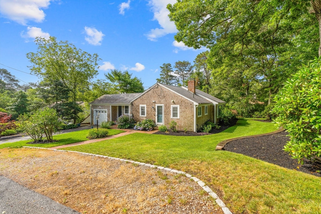 864 West Yarmouth Road