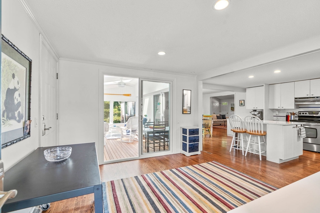 864 West Yarmouth Road