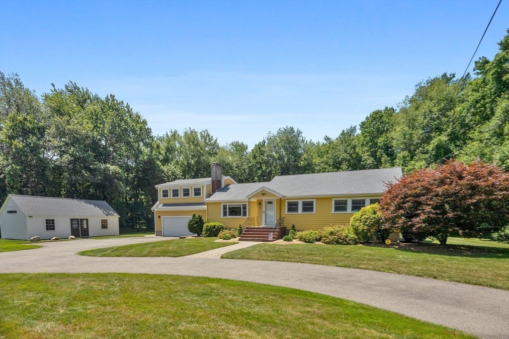 61 Topsfield Road