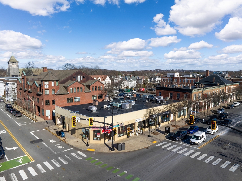 823-833 Washington Street