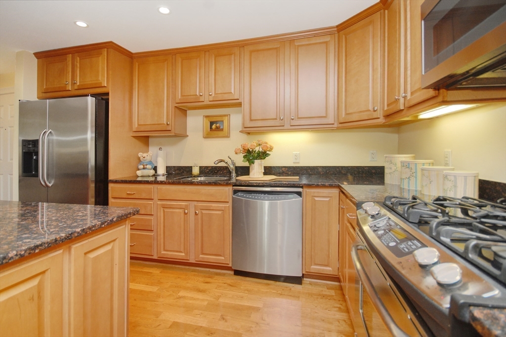 95 Conant St 202