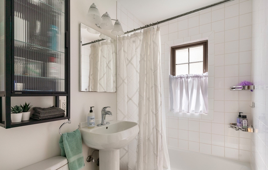 14 Harrison Ave #14, Cambridge, MA Photo #13