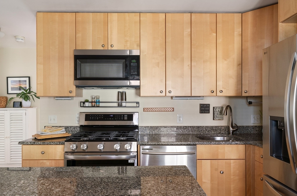 14 Harrison Ave #14, Cambridge, MA Photo #7