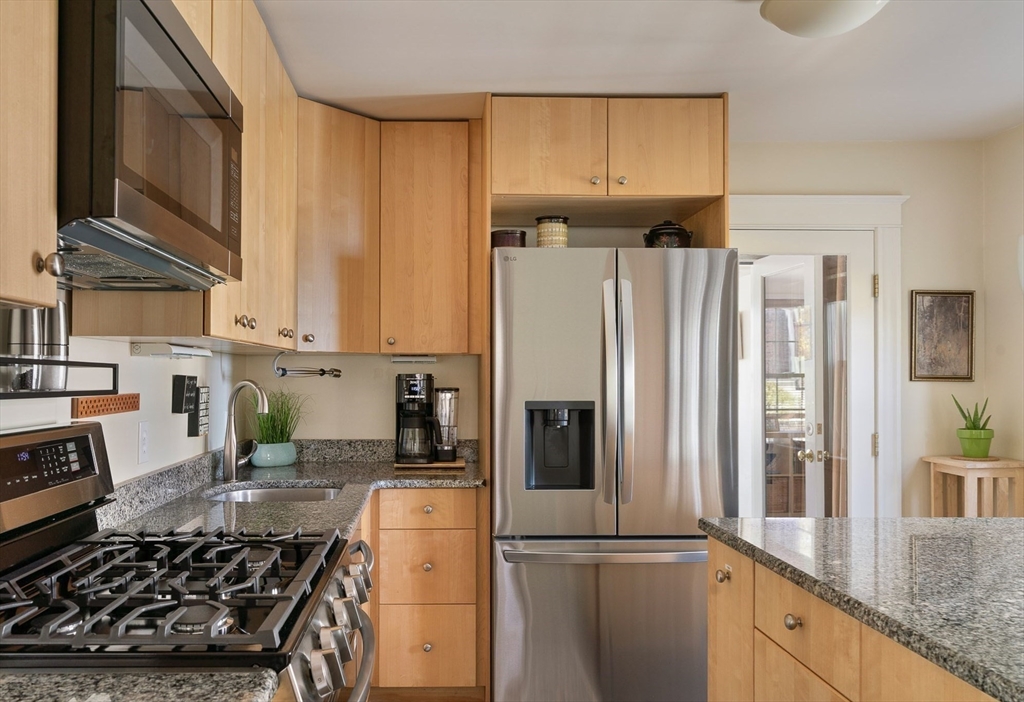 14 Harrison Ave 14