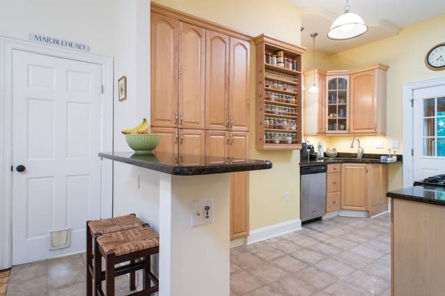 409-411 Atlantic Ave 409