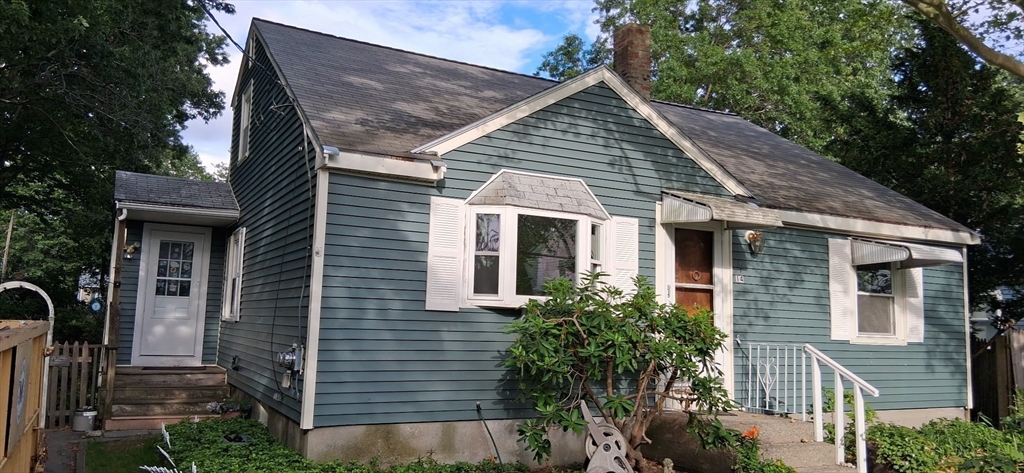 14 Doris Dr.