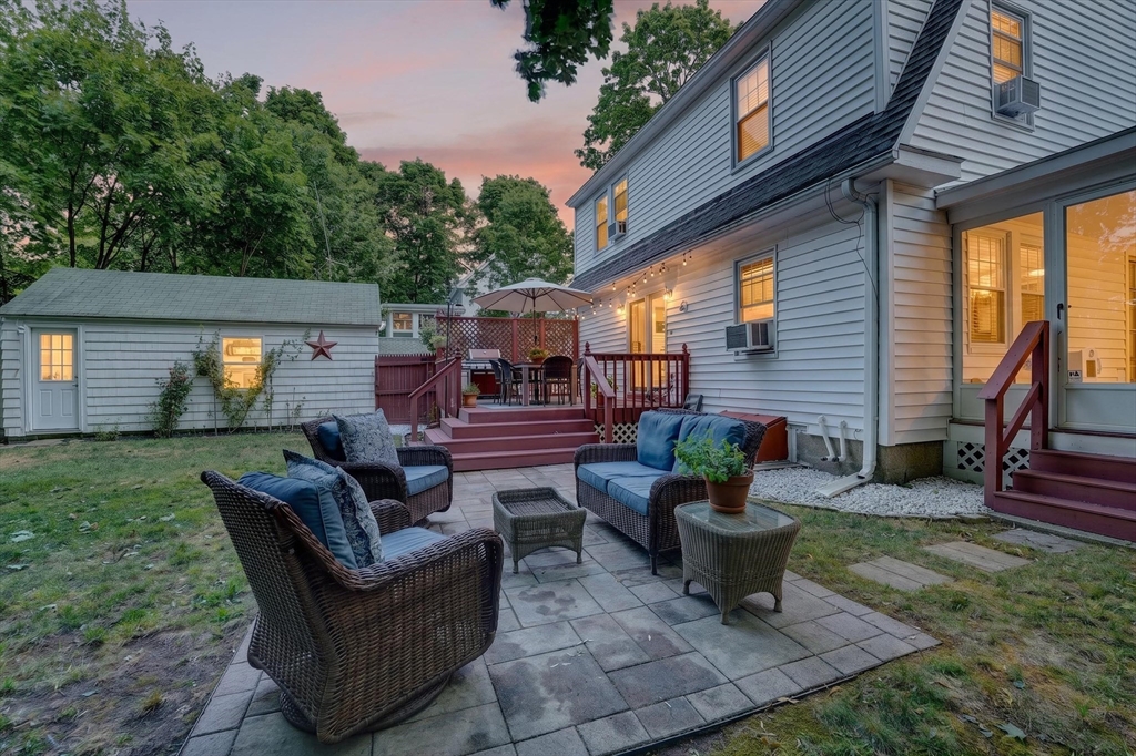 195 Pond St