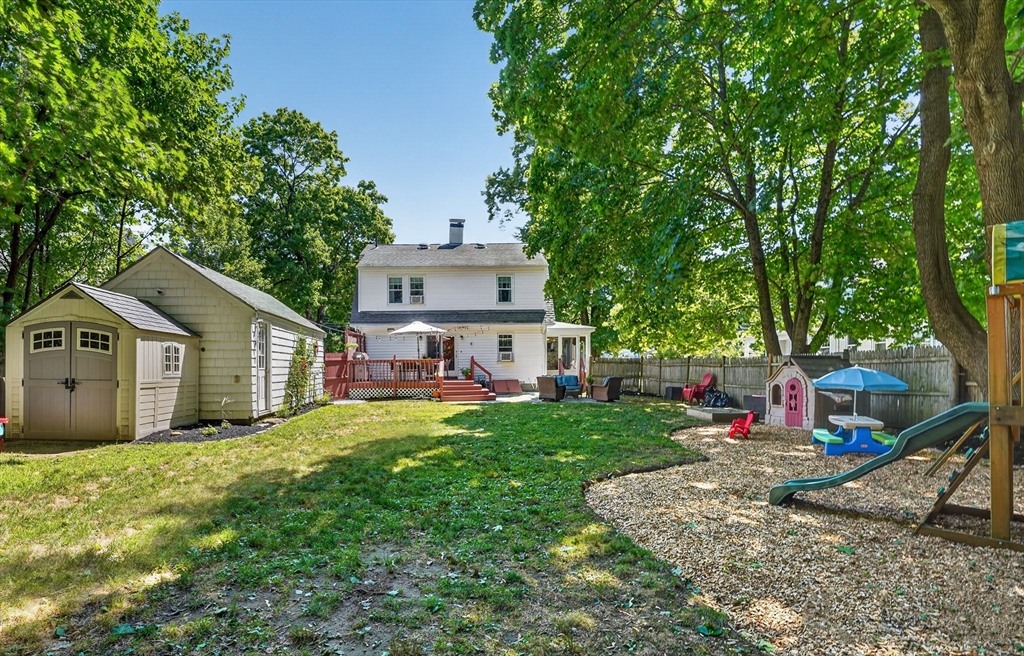 195 Pond St