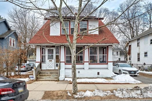90 Rochelle St