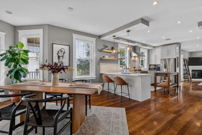 48 Sawyer 1 Boston MA 02125