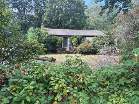 62 Carlisle Rd Bedford MA 01730