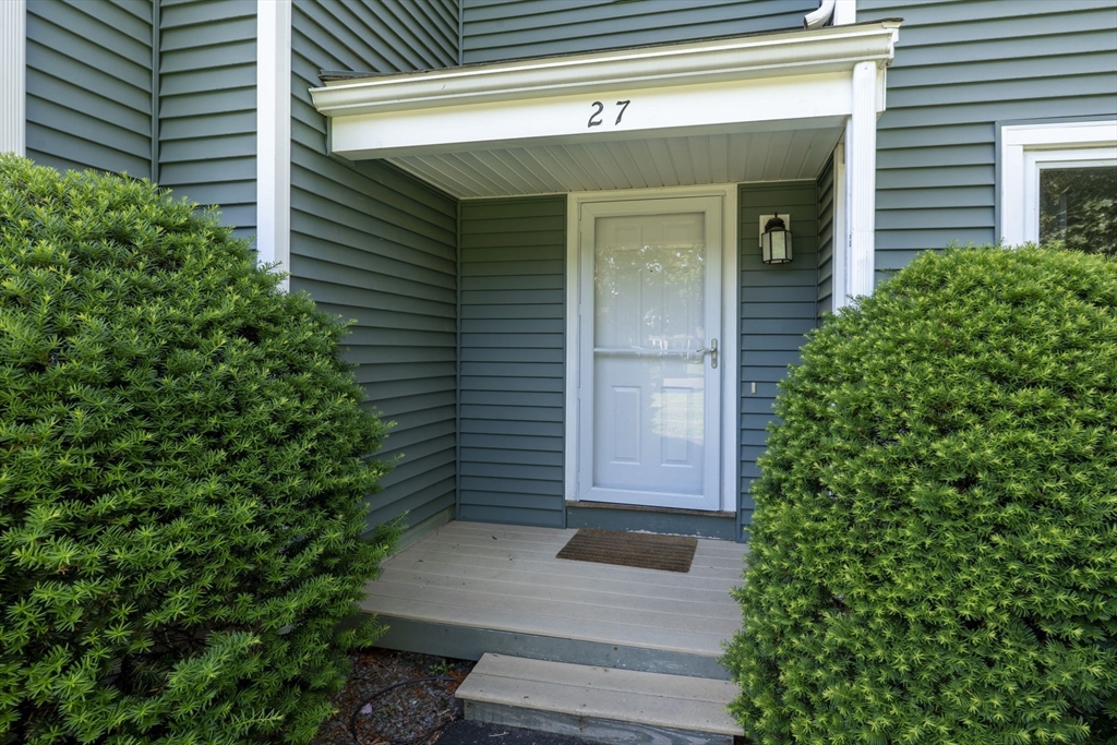 551 Hildreth St 27