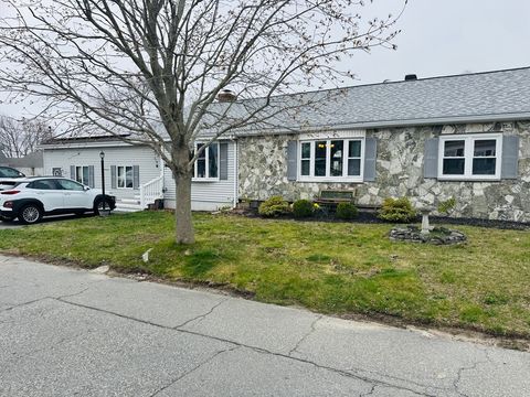 Photo of 319 Oliver St, New Bedford, MA 02740 (MLS # 73503870)