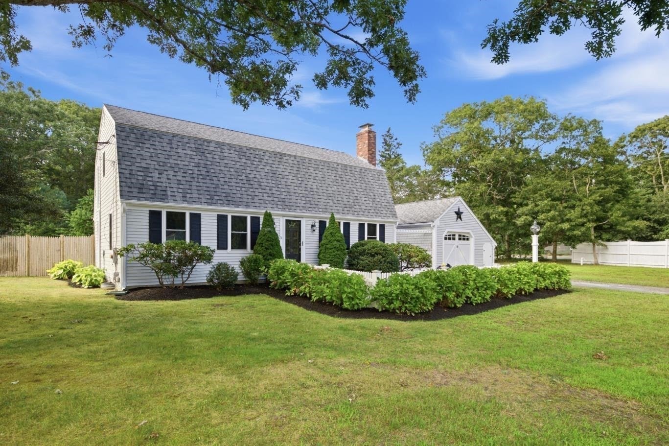 3 Thoreau Dr, Barnstable, MA, 3 Thoreau Dr, Barnstable, MA Photo #4