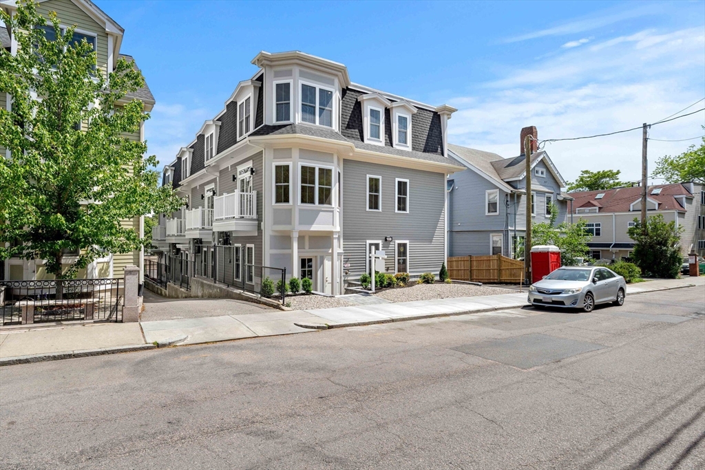 108 Allston Street #4, Boston, MA Photo #31