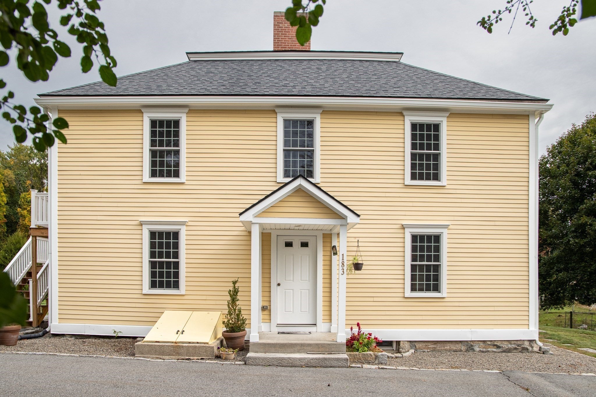 183 Main St