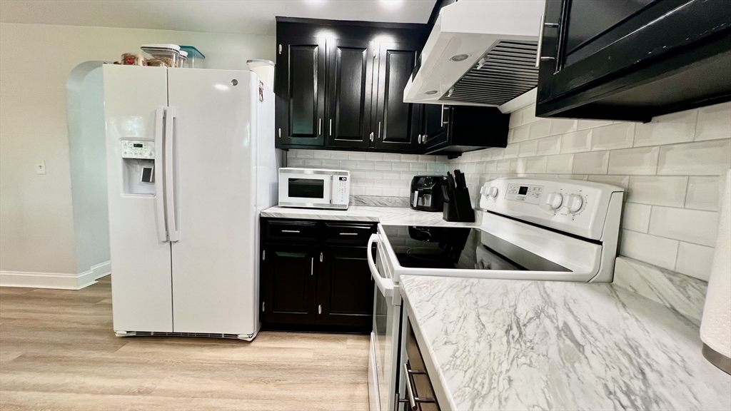 21 Rich St, Worcester, MA Photo #11