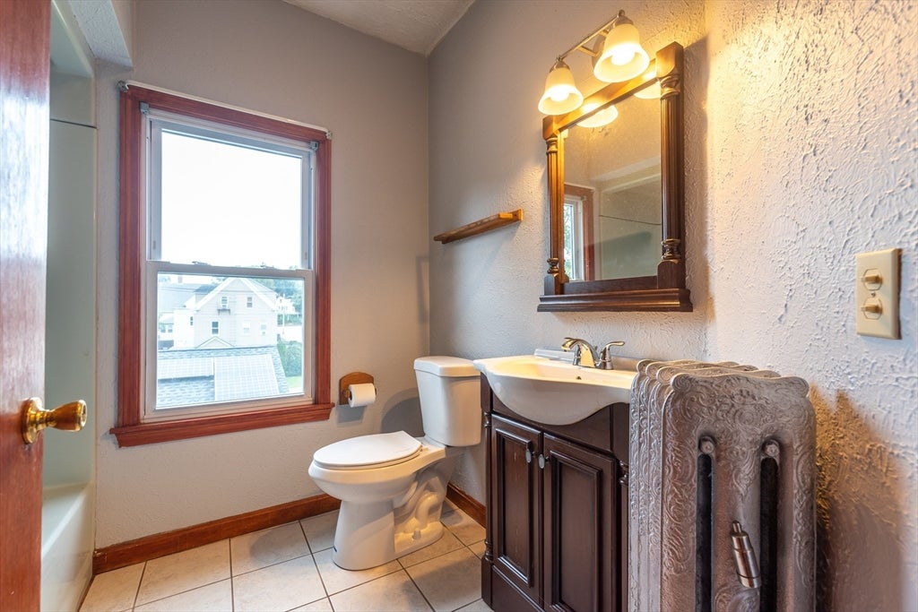 17 Jefferson St #2, Attleboro, MA Photo #18