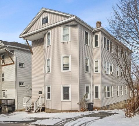 Photo of 15 Hillside St #3, Worcester, MA 01610 (MLS # 73479303)