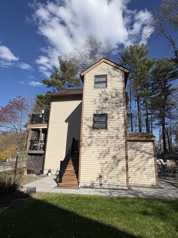4 Bowers Ave