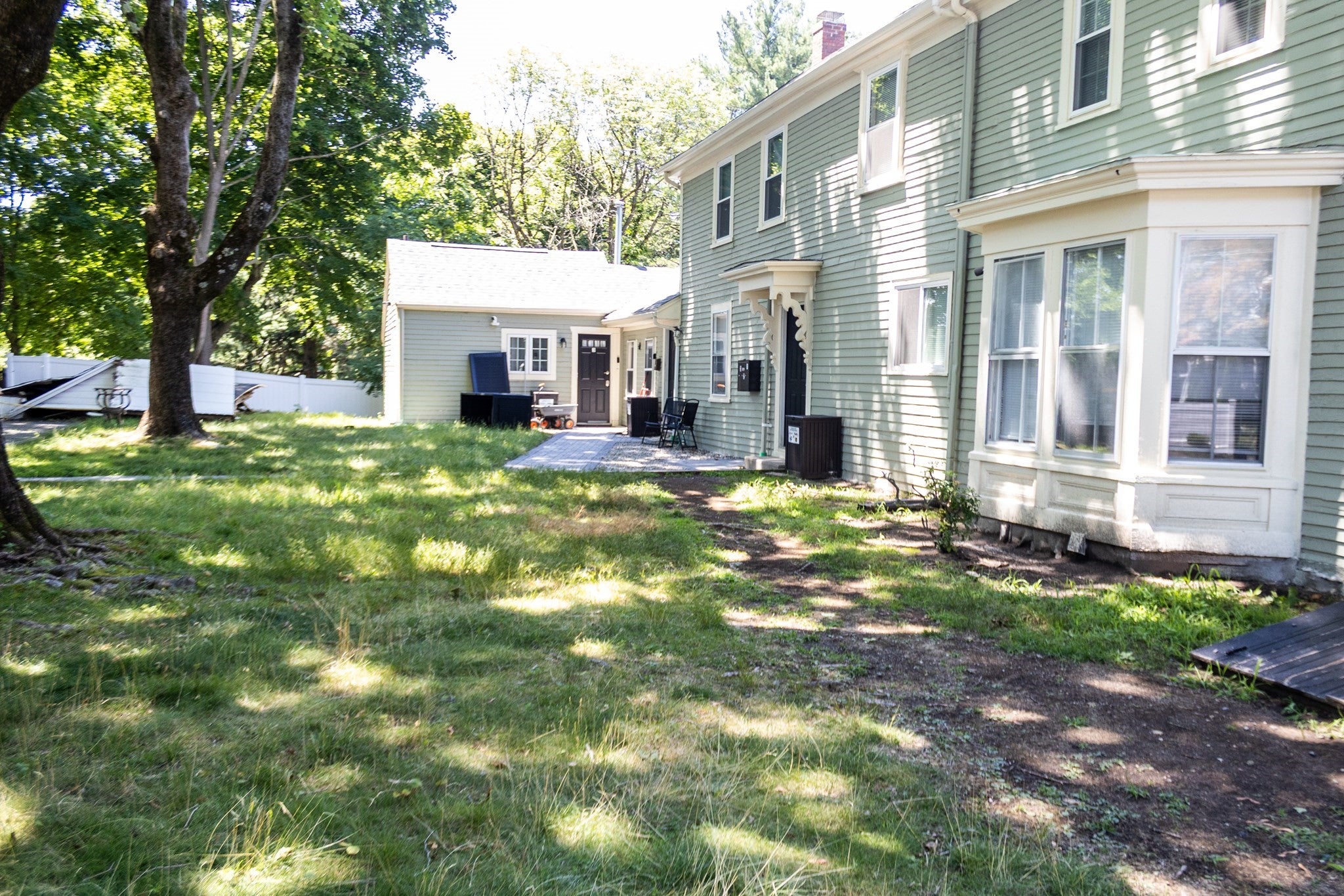 330 Walpole 1