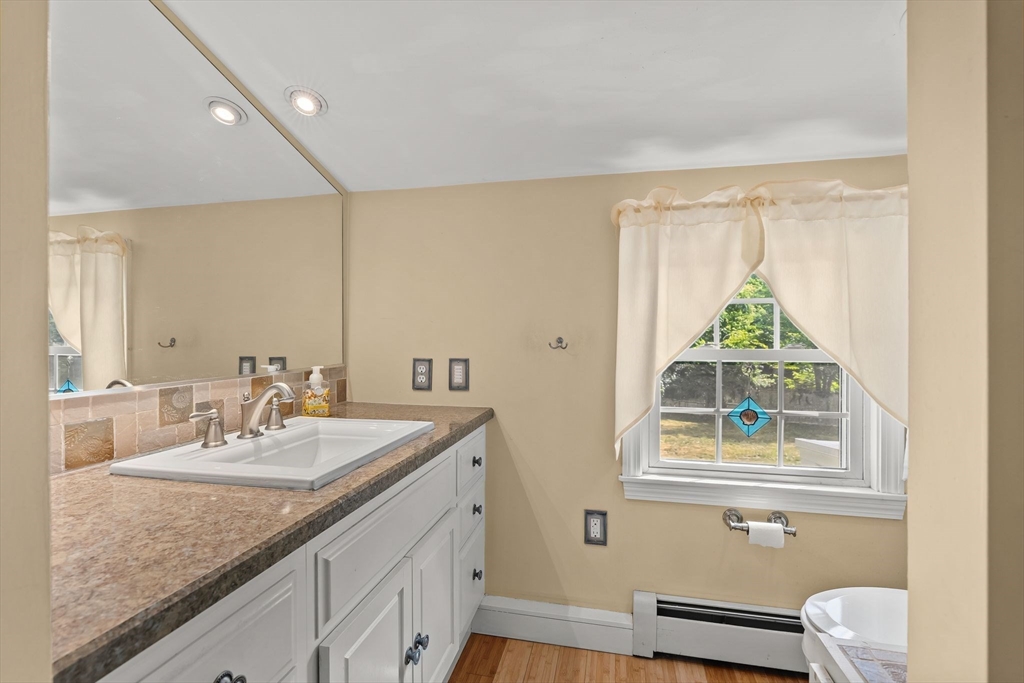 526 Walnut St, Bridgewater, MA Photo #18