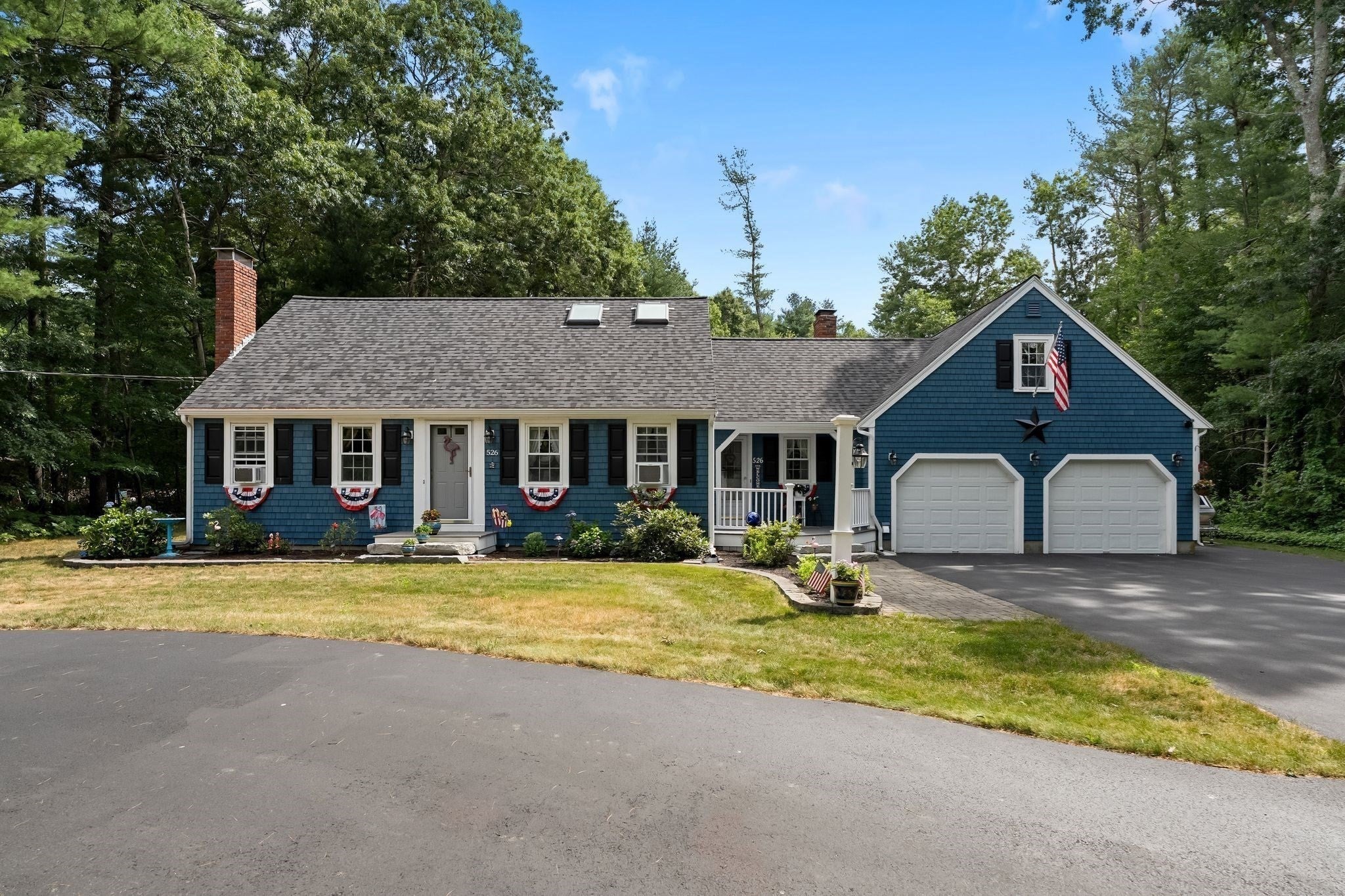 526 Walnut St