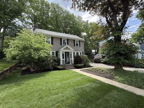 Photo of 24 Beverly Rd #24, Newton, MA 02461 (MLS # 73527673)