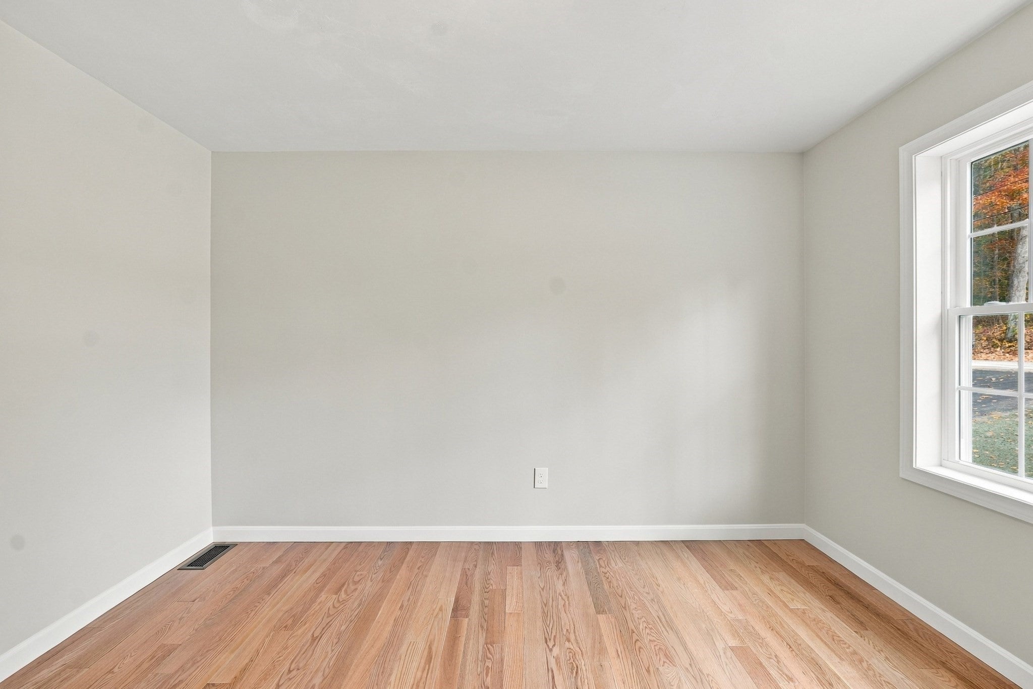 459 Cronin Rd, Warren, MA Photo #16