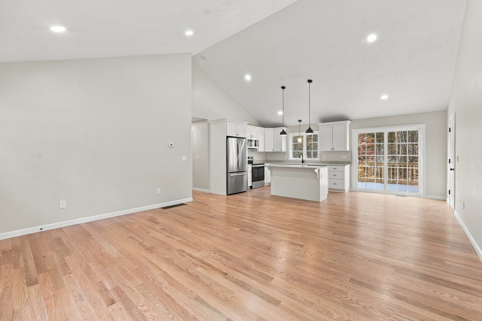 459 Cronin Rd, Warren, MA Photo #7