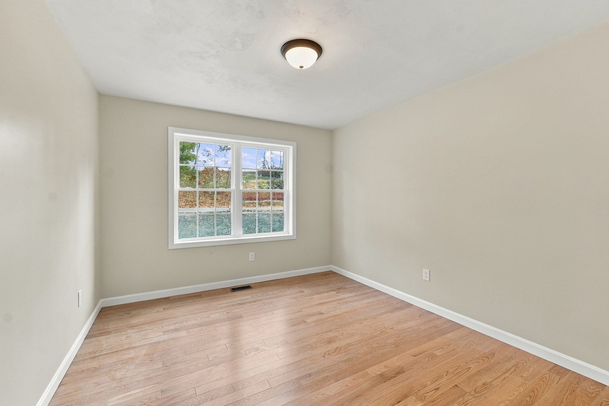459 Cronin Rd, Warren, MA Photo #13