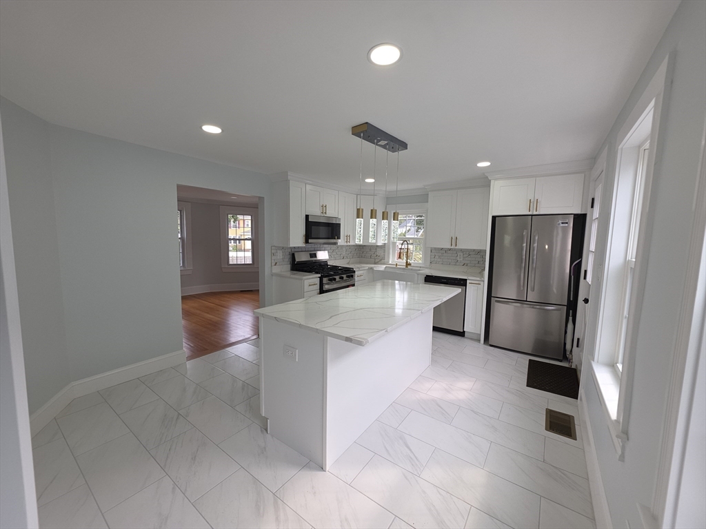 61 Poplar St