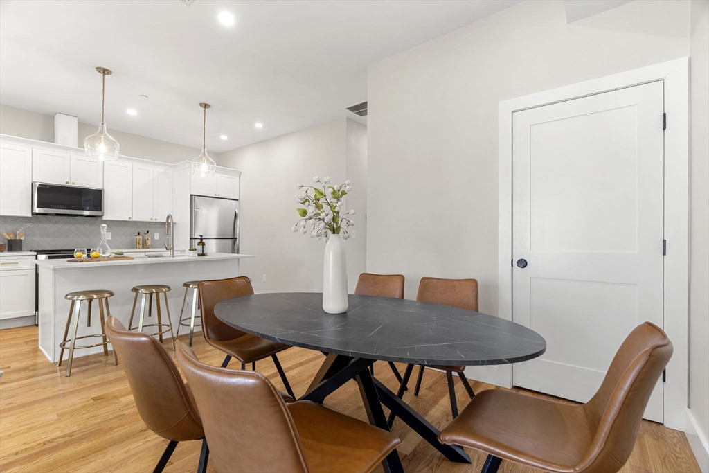 21 Ellington Street 3