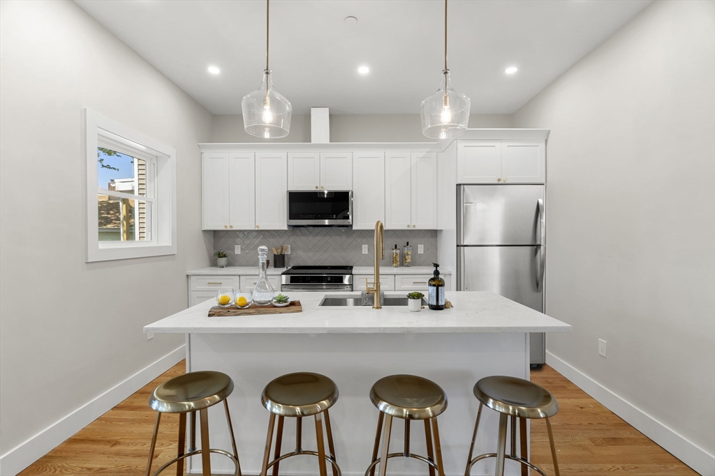 21 Ellington Street 3