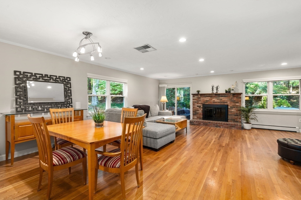 2259 Commonwealth 2259