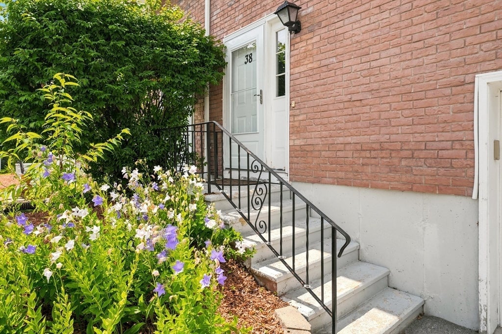 38 Plantation Rd 38