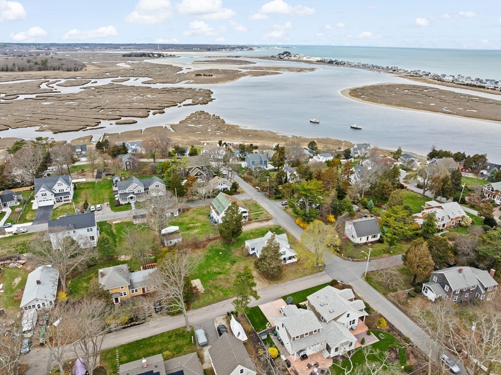 12 Ferry Hill Road